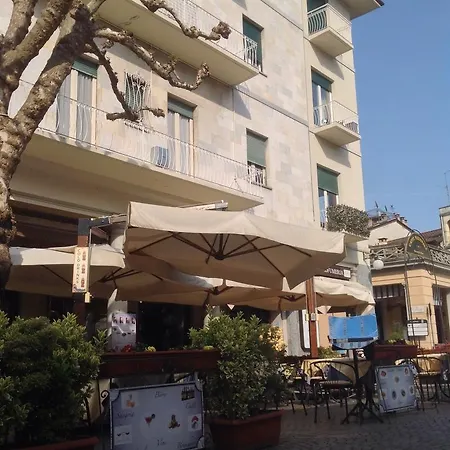 게스트하우스 Caffe Nazionale